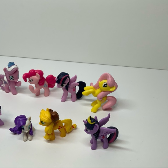 My Little Pony Mixed Lot of 10 Mini Ponies Miniature Toy Figures MLP Hasbro - Picture 4 of 5